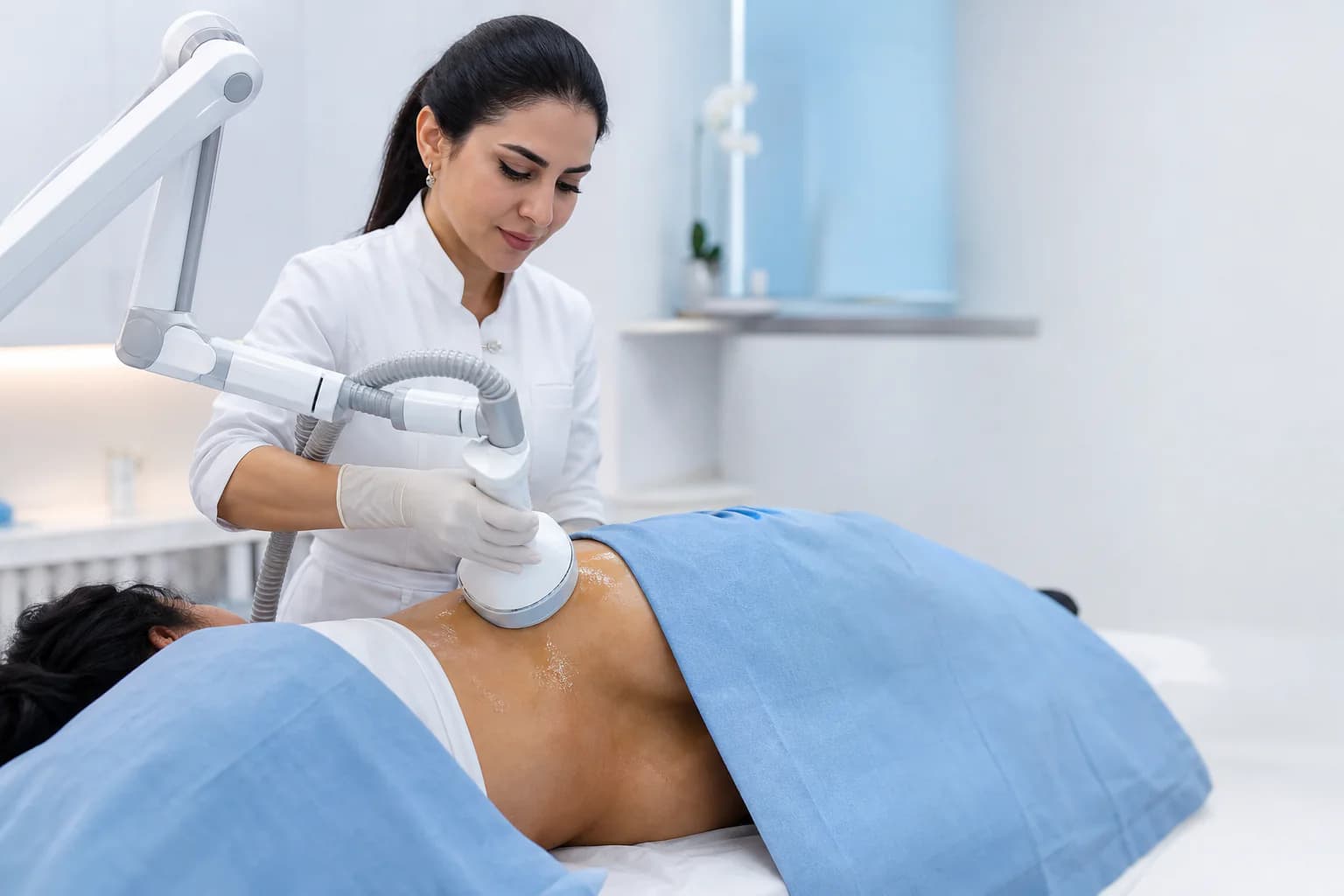 Accent Prime Body Contouring treatment in the UAE
