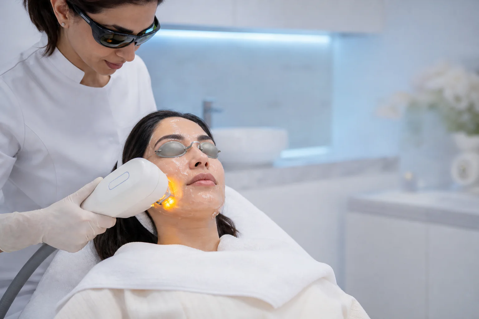 BroadLight BBL Skin Rejuvenation treatment in the UAE
