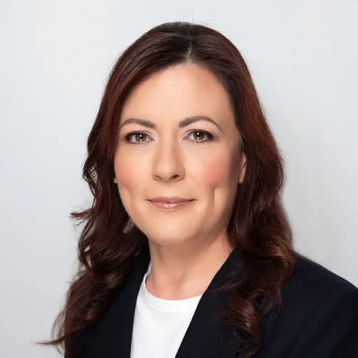 Dr Lisa Sharkey