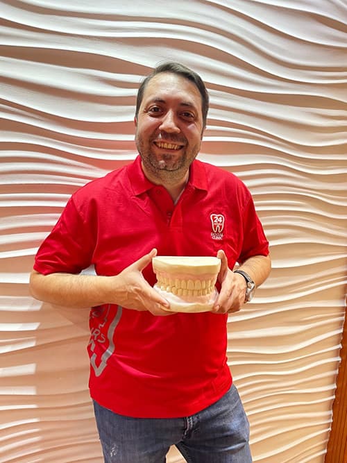 Dr. Majd Amin