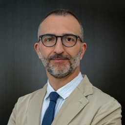 Dr. Julio Gómez-Seco