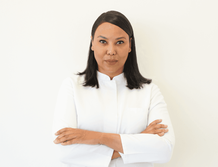 Dr. Avelina Isabelle Mario