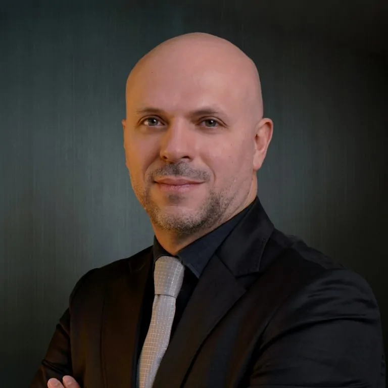 Dr. Mustafa El Hakam