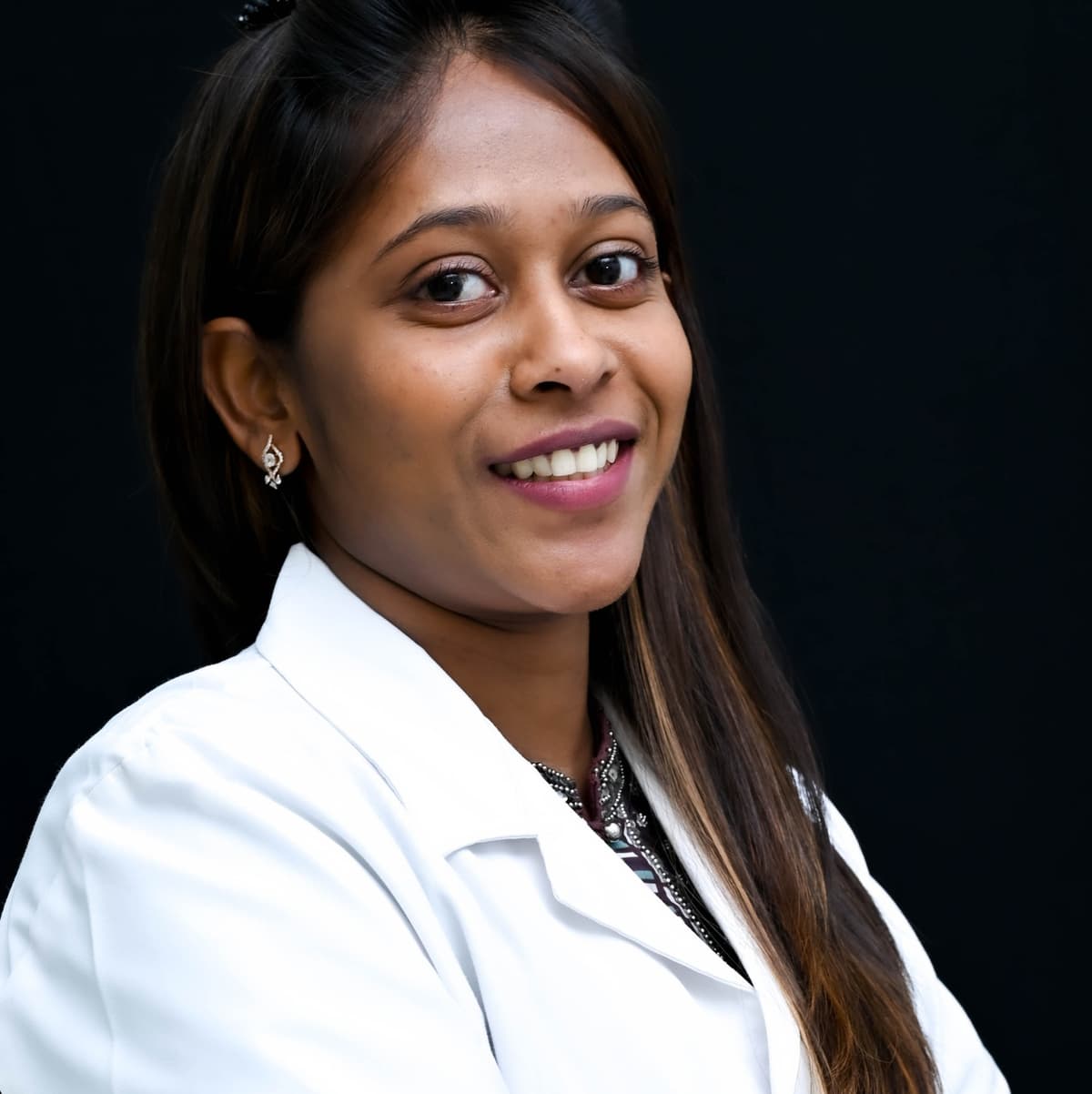 Dr. Sneha Gourshettiwar