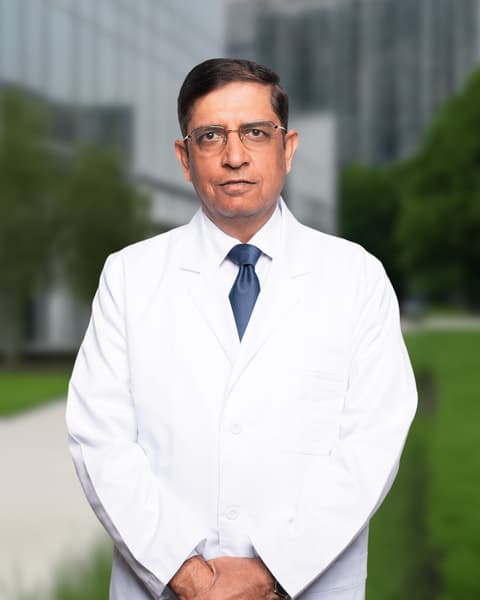 Dr. Rakesh Maggon
