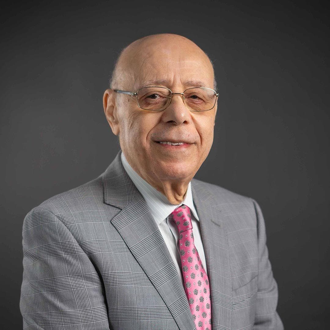 د. Mahmoud Salama Bahgat