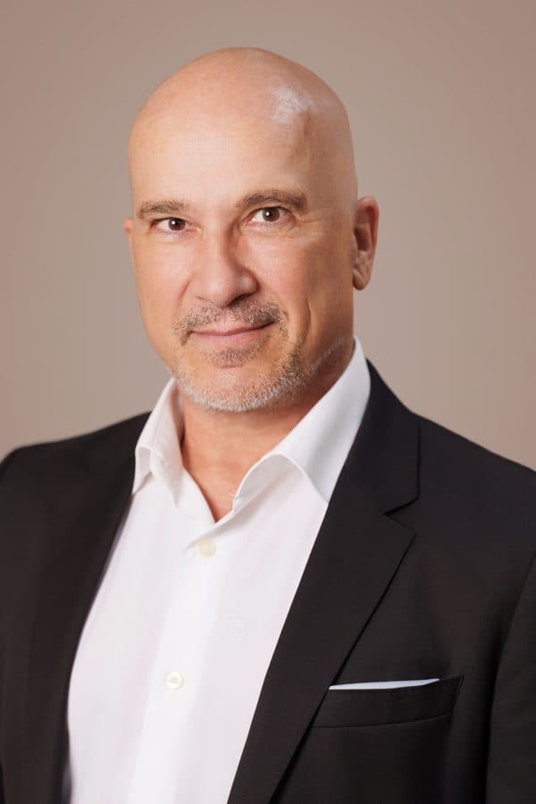 Dr. Marc Mueller