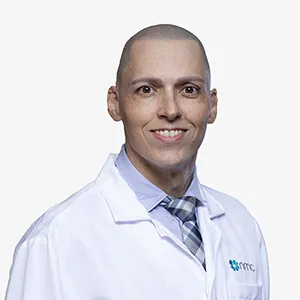 Dr. Alejandro Molina