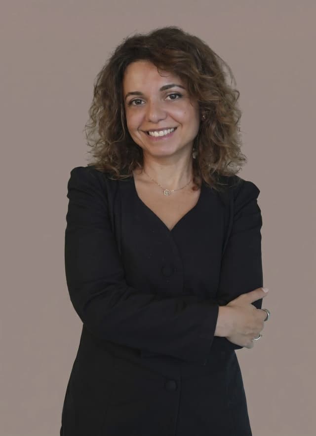 Dr. Nana Zhdanova