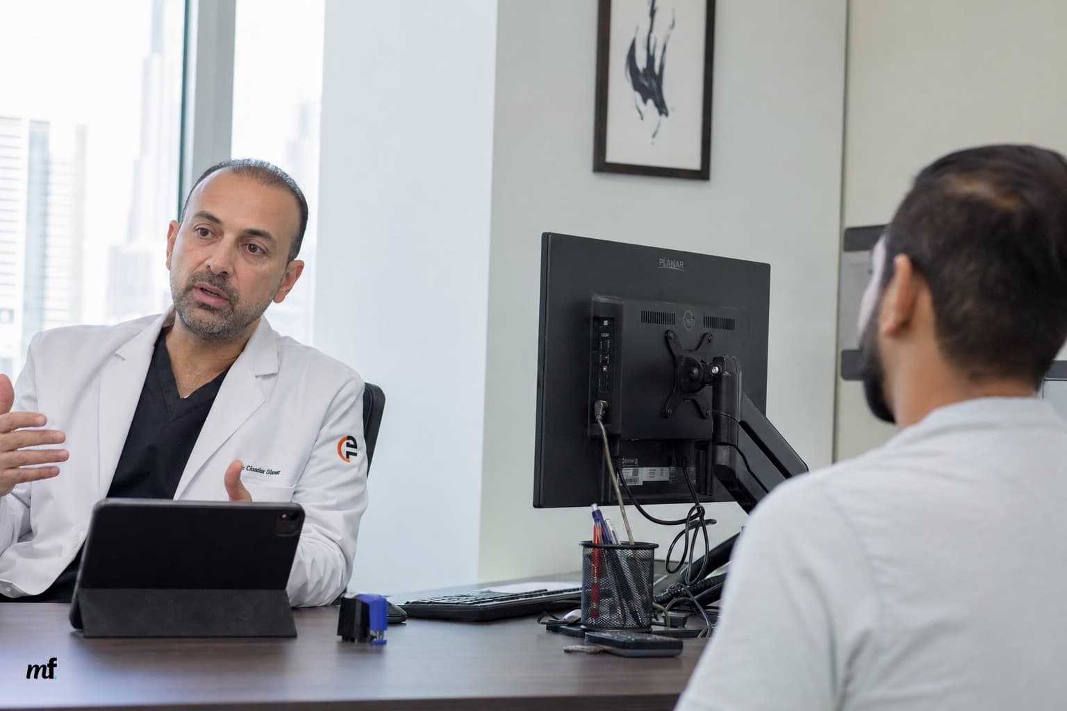 AI Generates Unreal X-rays: New Challenges for Dubai's Medical Sector