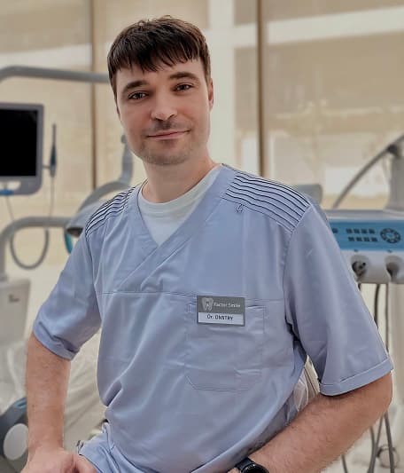 Dr. Dmitry Sosulnikov