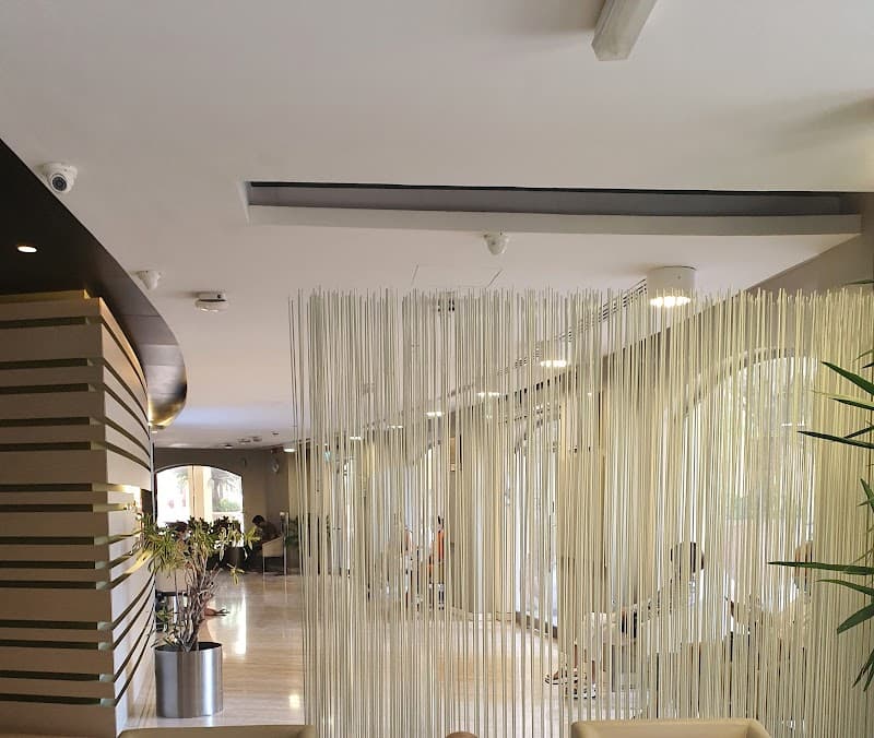 Medcare Medical Centre - Marina photo 4