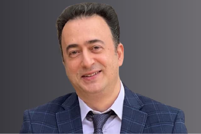 Dr. Babak Ayoub