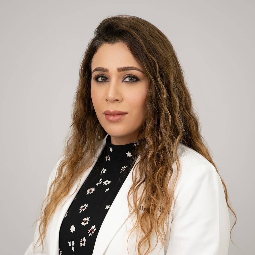 Dr. Lara Raed