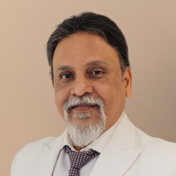 د. Sanjay Parashar