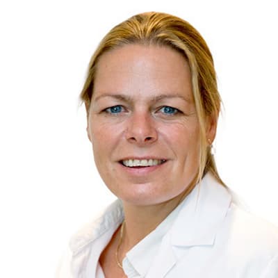 Dr. Aagje Bais